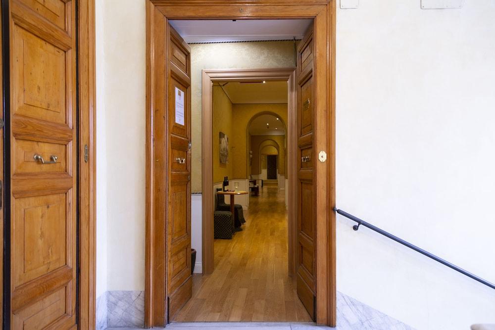 Gasthof Ih Piazza Di Spagna View - Luxury 3*